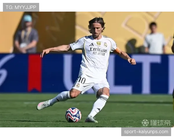 巴尔韦德接棒莫德里奇与克罗斯：皇马中场代际交接的机制与挑战