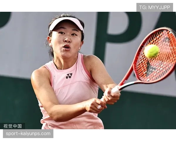 朱琳训练完直接啃鸡腿？这自律和放纵切换也太真实了